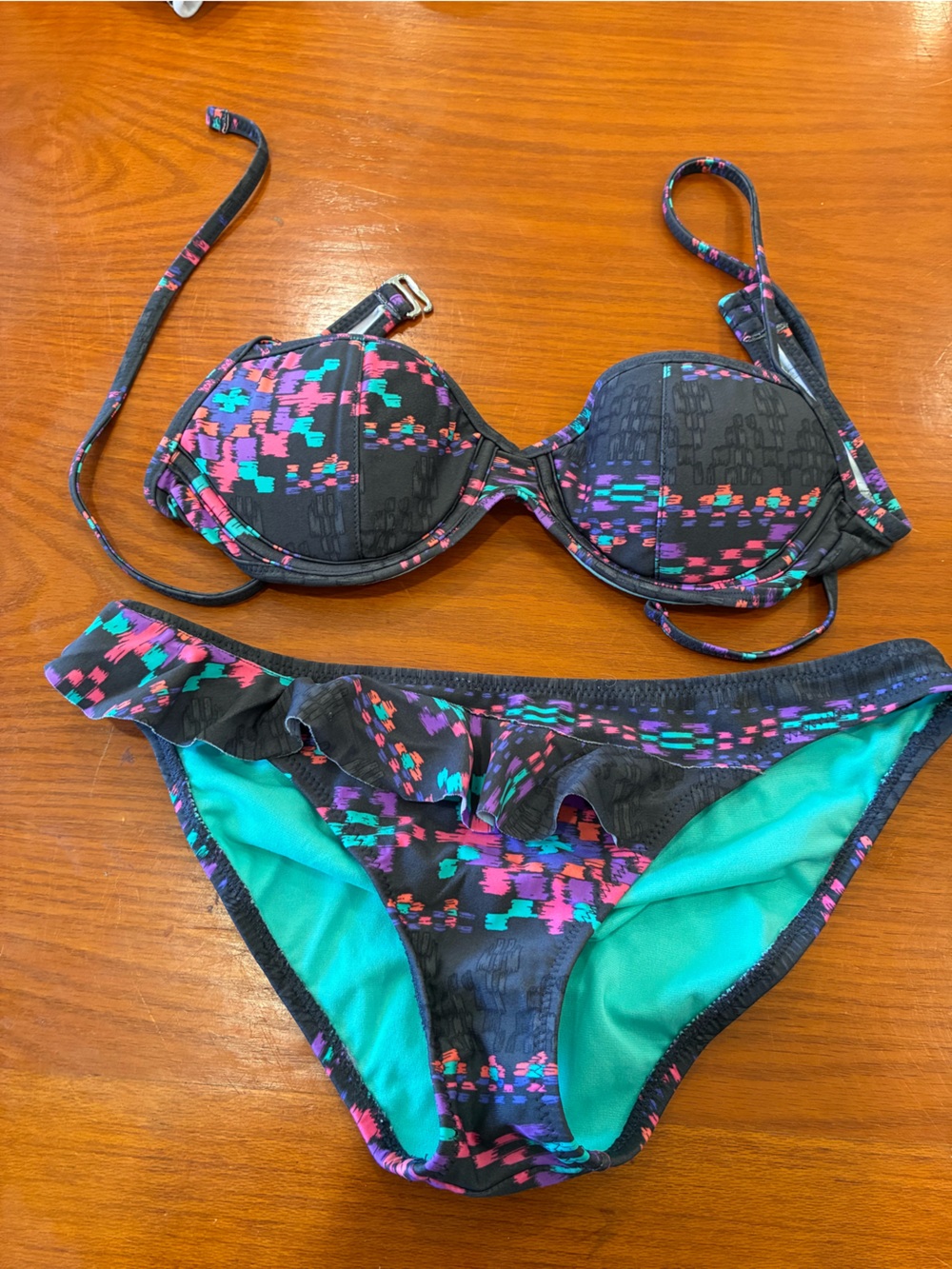 4/$20 Raisins Padded Halter S Top with M bottom